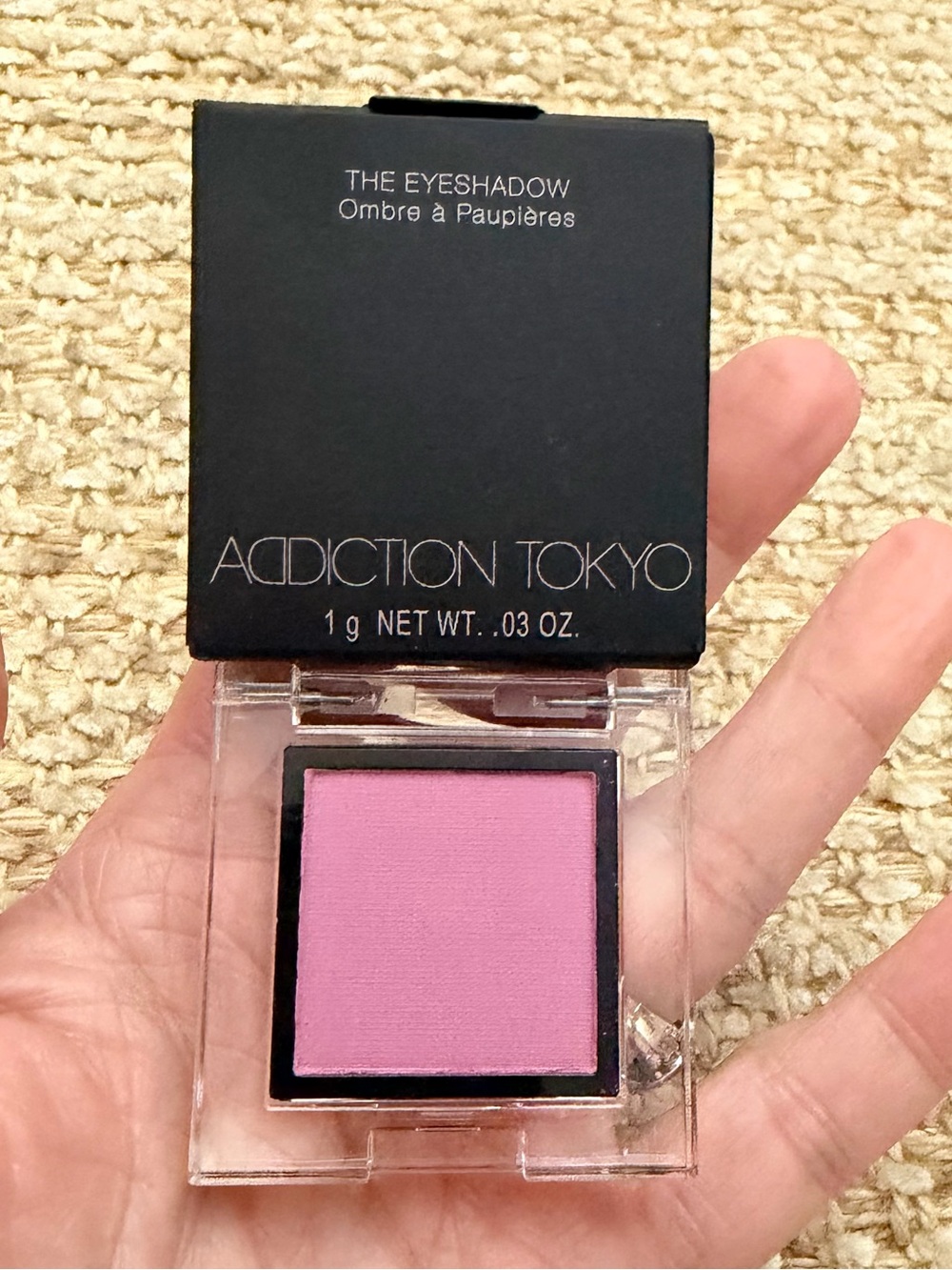 Addiction Tokyo THE EYESHADOW MATTE
Lilac Garden 011M